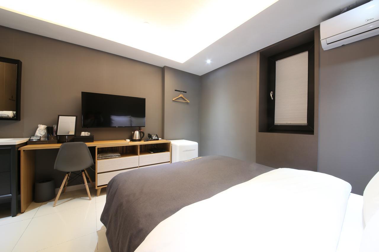 Hotel K Jeonju Extérieur photo